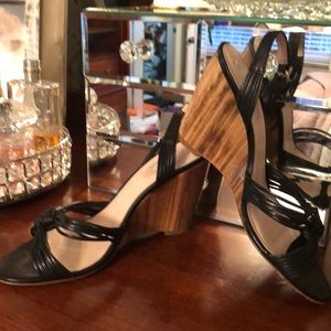 Tahari shoes